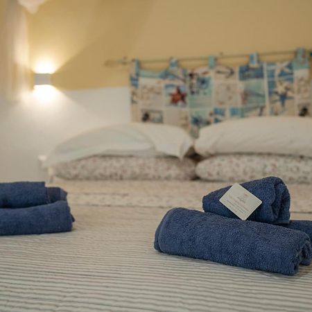 Bed and Breakfast Il Faro 17 Таранто Екстер'єр фото