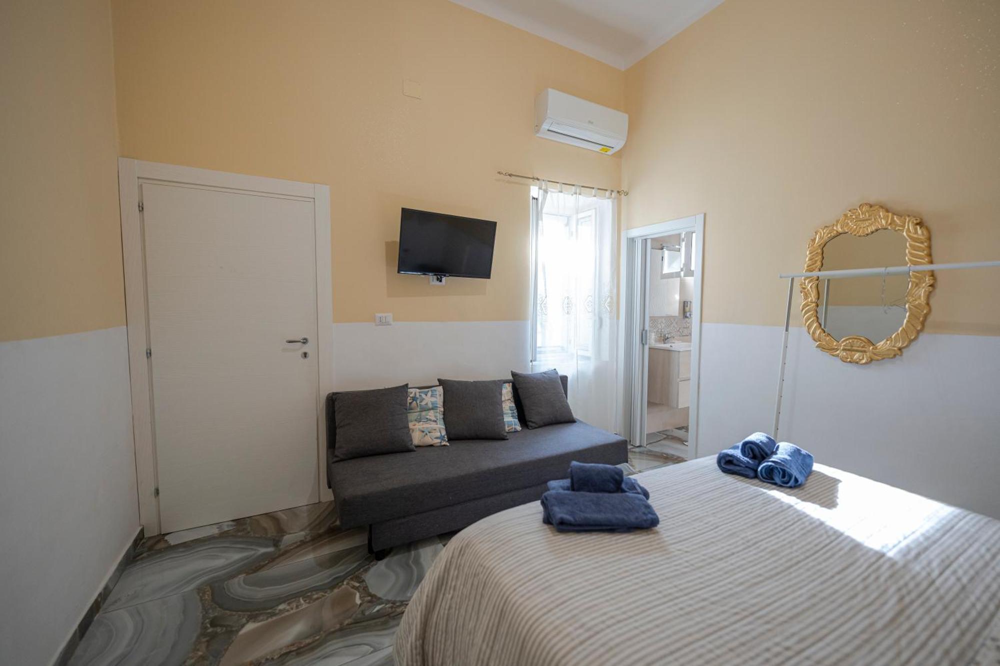 Bed and Breakfast Il Faro 17 Таранто Екстер'єр фото